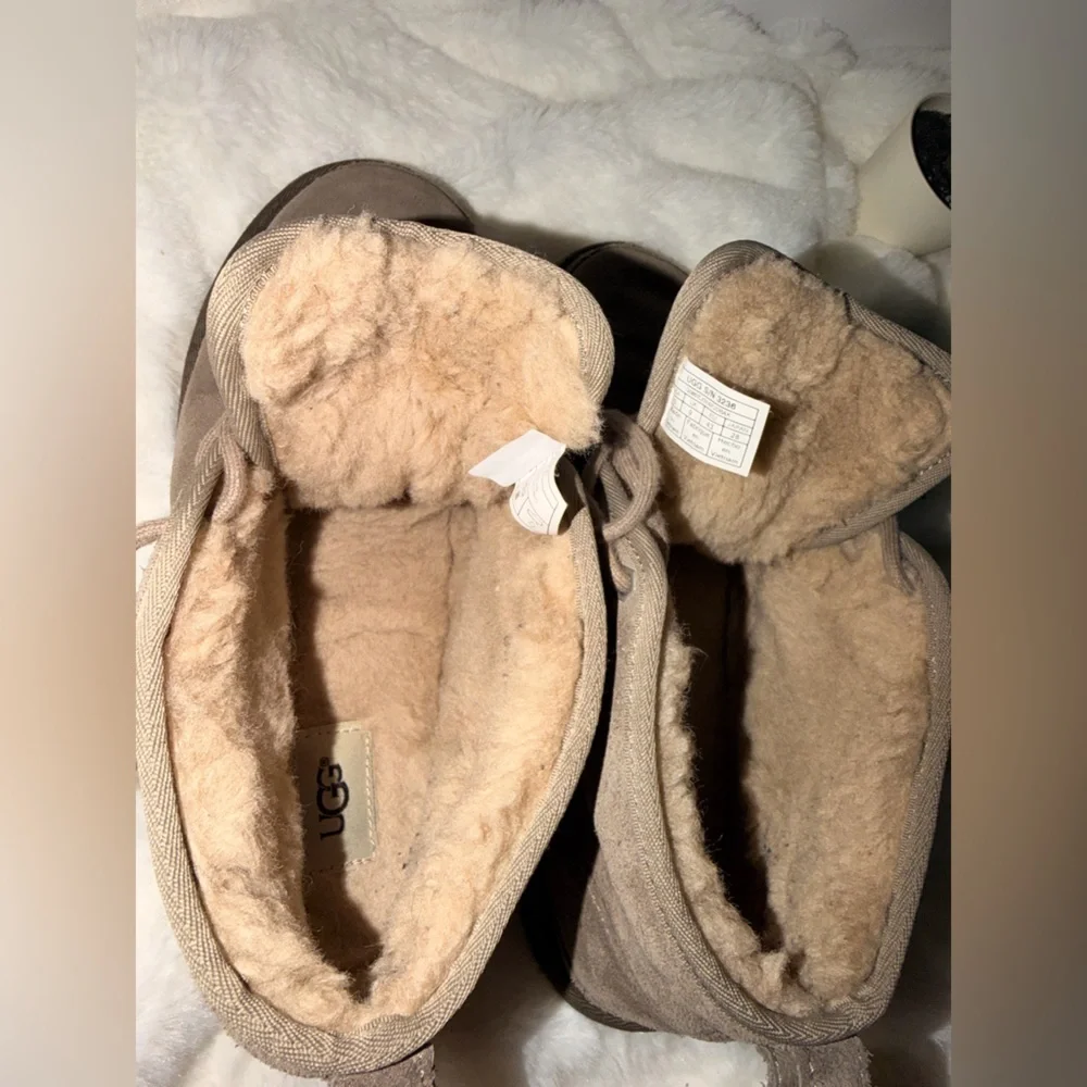 UGG Men's Brown Suede Chukka Boots